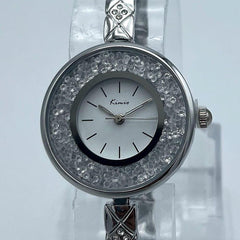 Women's classic analogue watch