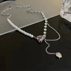 Elegant Retro Pearl & Zircon Heart Heart Necklace